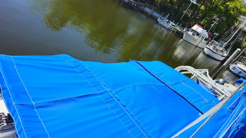 Slide: The Image of Endeavour Catamaran Corp 30 1992 - 4810648