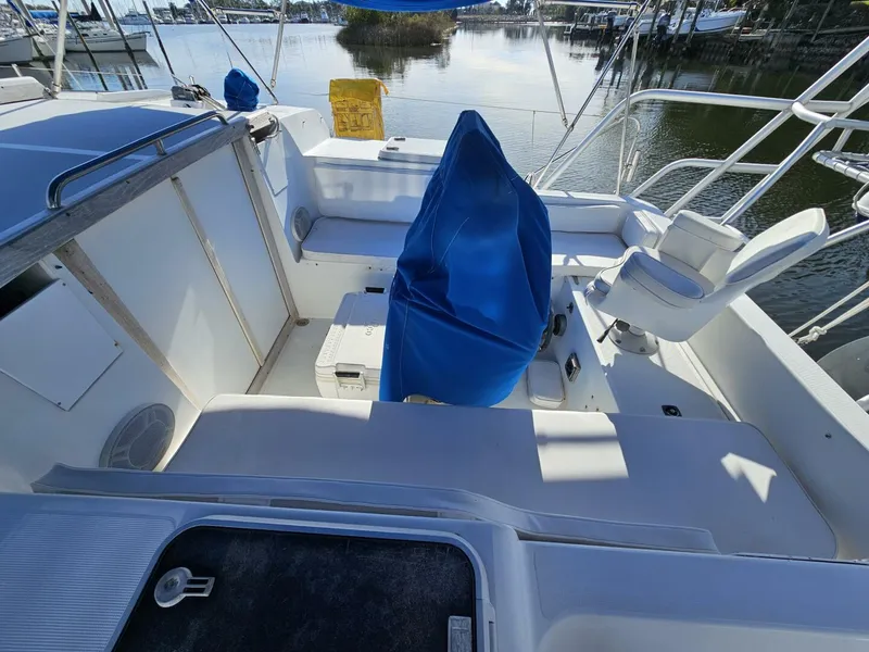 Slide: The Image of Endeavour Catamaran Corp 30 1992 - 4126123