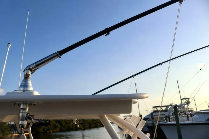 Slide: The Image of Regulator Marine 41 2021 - 4089477