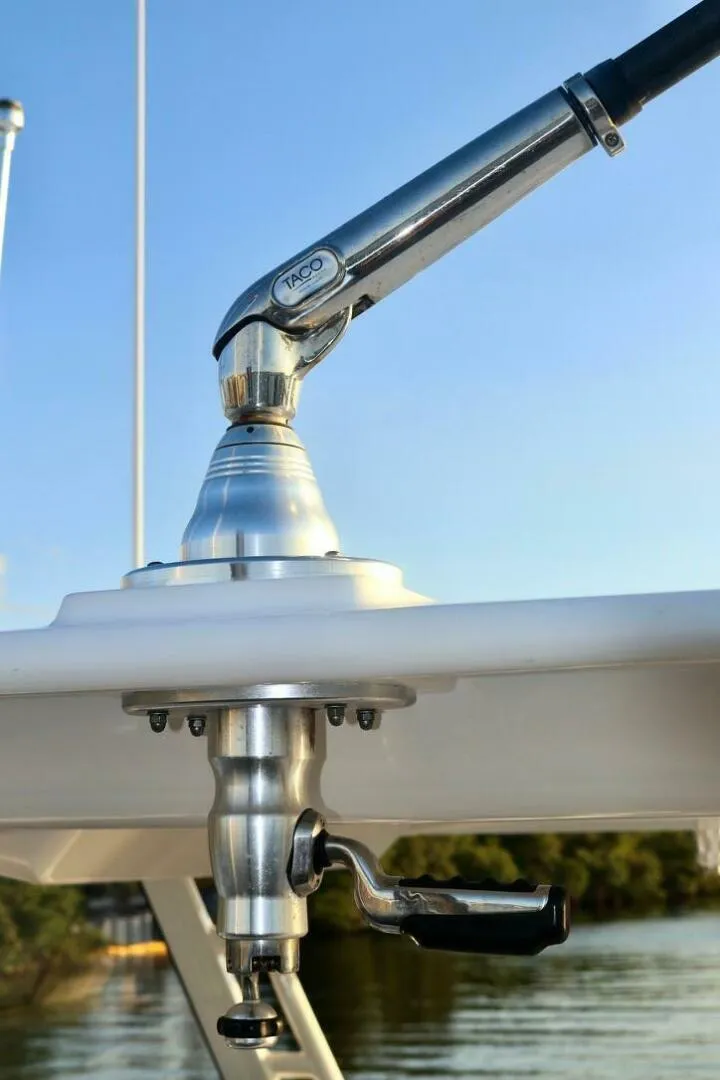 Slide: The Image of Regulator Marine 41 2021 - 4089478