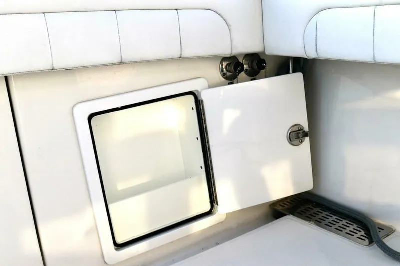 Slide: The Image of Regulator Marine 41 2021 - 4089481