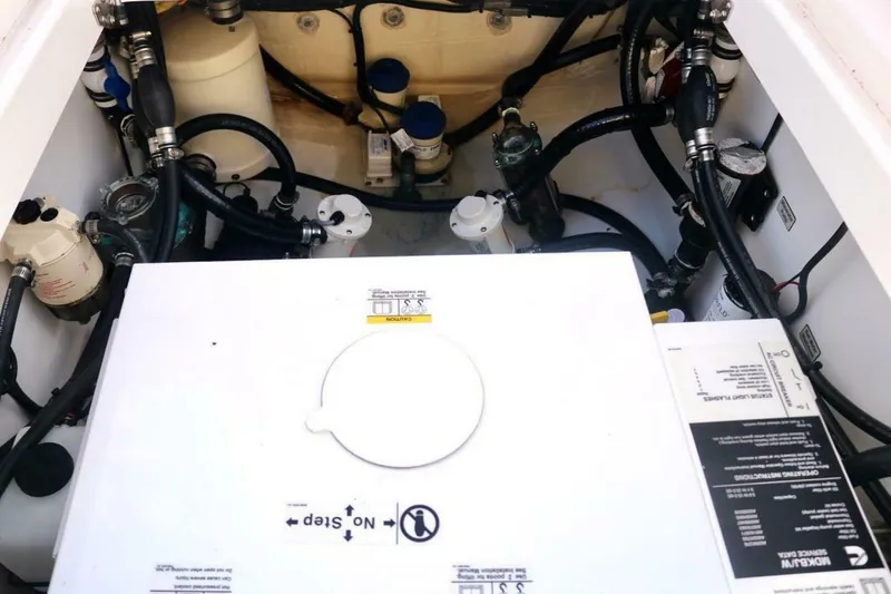 Slide: The Image of Regulator Marine 41 2021 - 4089483