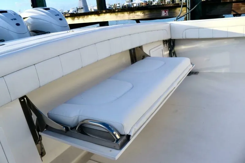 Slide: The Image of Regulator Marine 41 2021 - 4089485