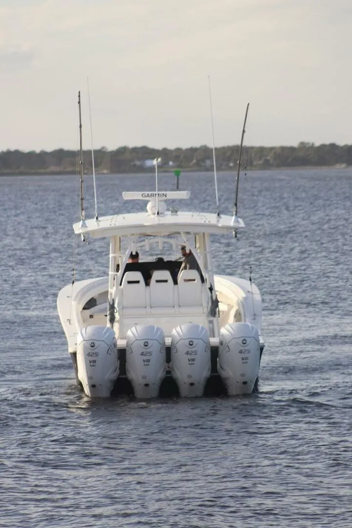 Slide: The Image of Regulator Marine 41 2021 - 4089455