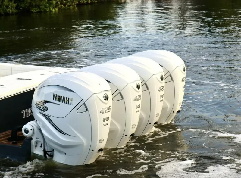 Slide: The Image of Regulator Marine 41 2021 - 4089456