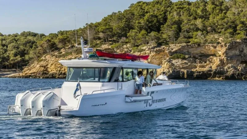 Slide: The Image of Axopar 45 XC Cross Cabin 2024 - 4086531