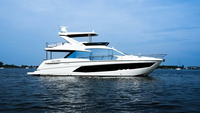 The Image of Absolute 62 Fly 2022 - 4364214