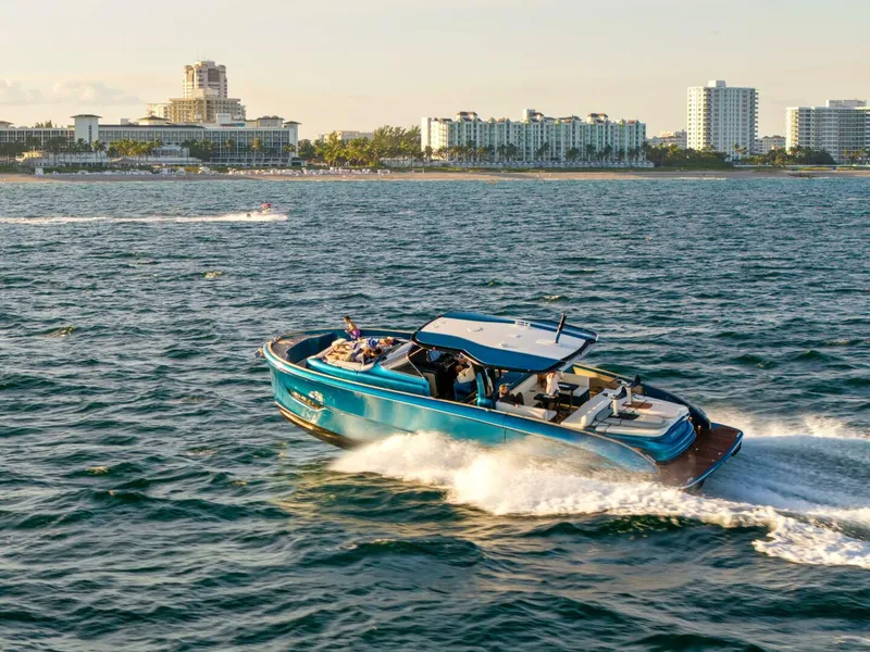 Slide: The Image of Solaris 52 open 2024 - 5847716