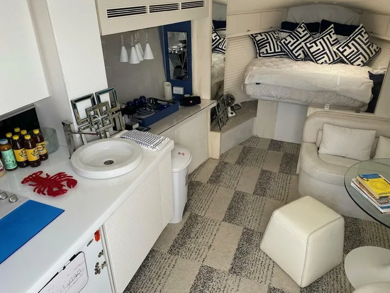 Slide: The Image of Silverton 38 Express 1993 - 4097419