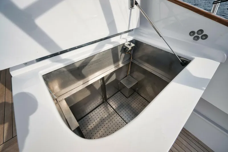 Slide: The Image of Knowles Express Big Mama - Water Basin 1986 Knowles Express Big Mama - 4095487