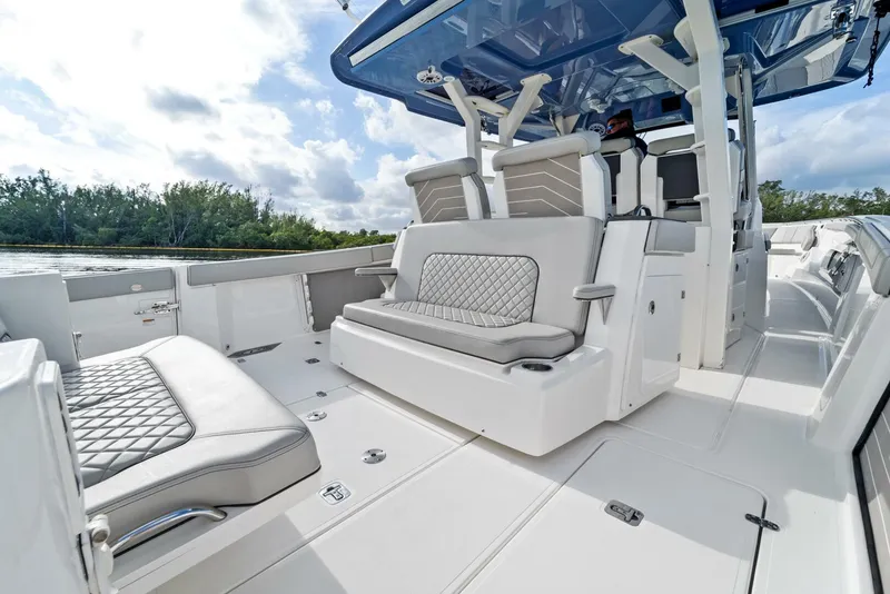 Slide: The Image of Pursuit 42 2021 - 4096815