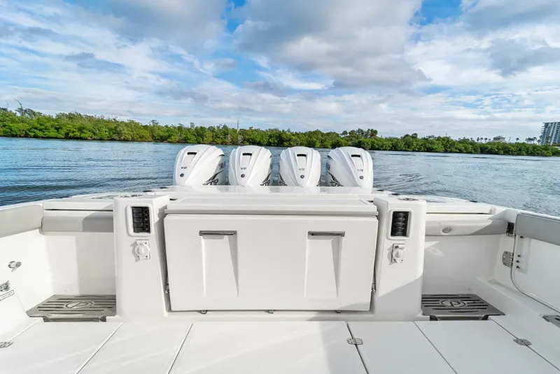 Slide: The Image of Pursuit 42 2021 - 4096840