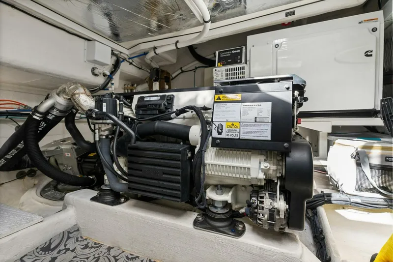 Slide: The Image of 2020 46 Cruisers Cantius - Sweet Caroline - Engine Room - 4114487