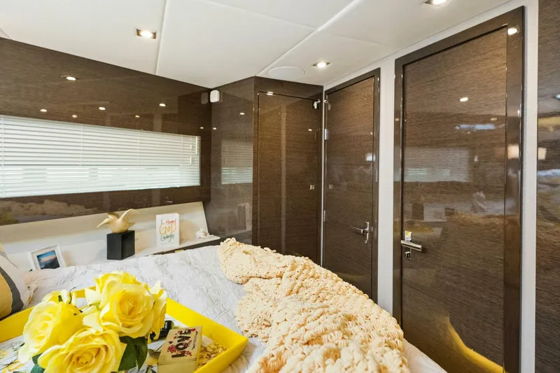 Slide: The Image of 2020 46 Cruisers Cantius - Sweet Caroline - VIP Stateroom - 4114427