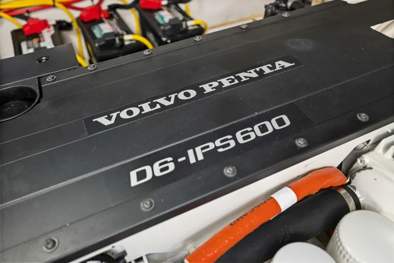 Slide: The Image of 2020 46 Cruisers Cantius - Sweet Caroline - Engine Room - 4114490