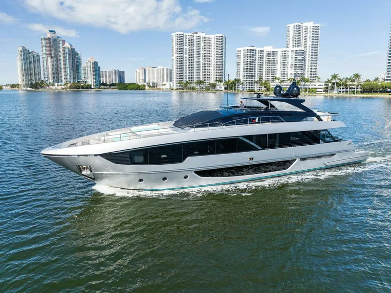 Slide: The Image of Riva Corsaro Super 2024 - 4132310