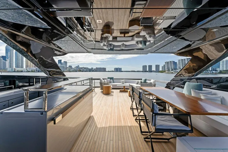 Slide: The Image of Riva Corsaro Super 2024 - 4132371