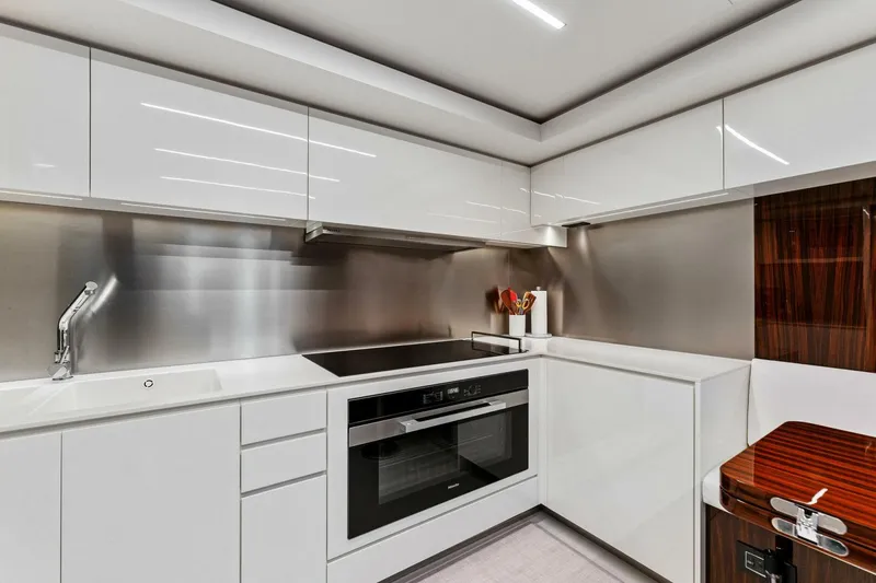 Slide: The Image of Riva Corsaro Super 2024 - 4132471