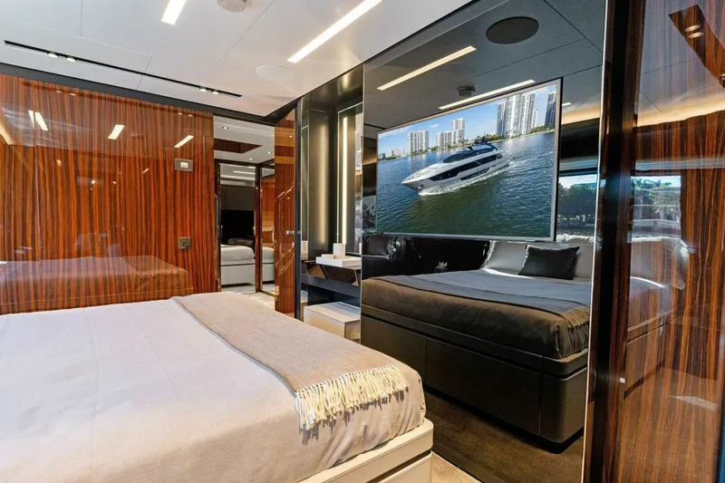 Slide: The Image of Riva Corsaro Super 2024 - 4132486