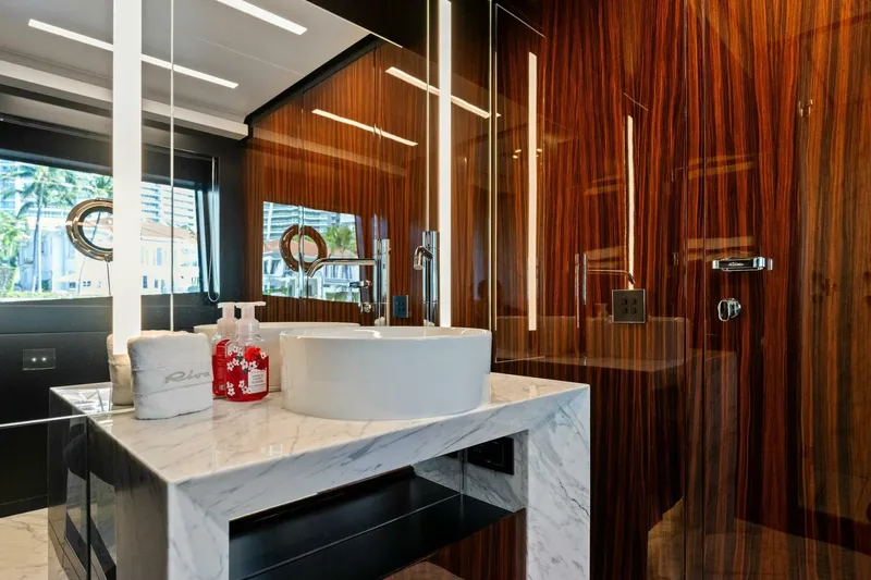 Slide: The Image of Riva Corsaro Super 2024 - 4132507