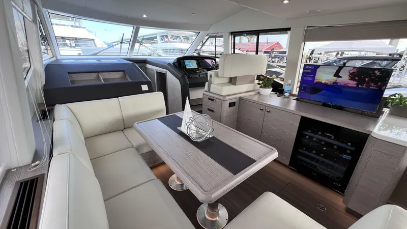 Slide: The Image of Greenline 48 Fly Hybrid 2024 - 4166033