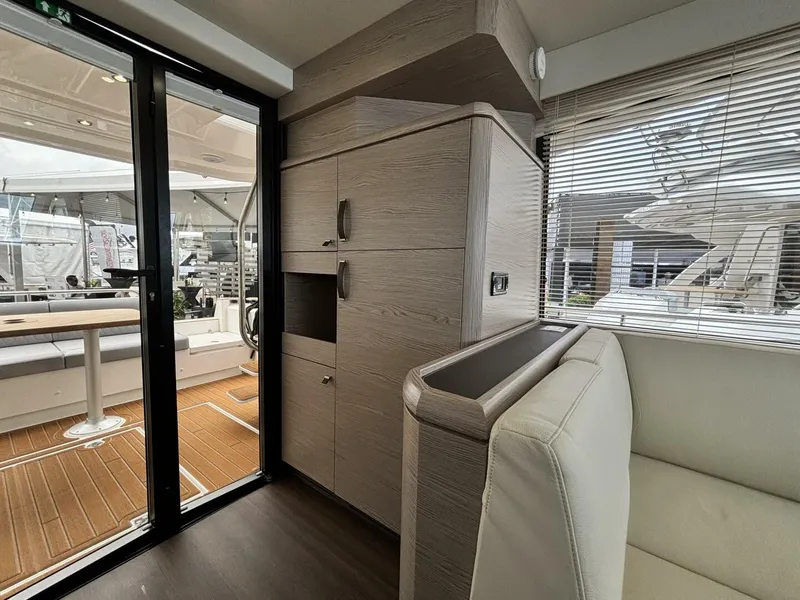 Slide: The Image of Greenline 48 Fly Hybrid 2024 - 4282453