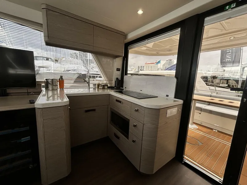 Slide: The Image of Greenline 48 Fly Hybrid 2024 - 4282456