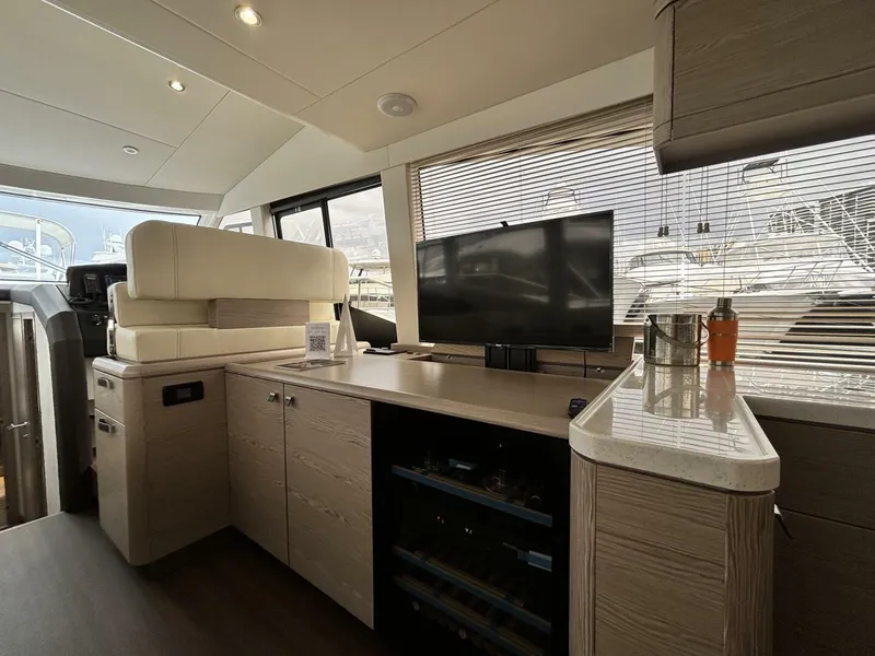 Slide: The Image of Greenline 48 Fly Hybrid 2024 - 4282462