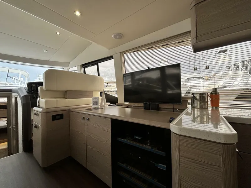 Slide: The Image of Greenline 48 Fly Hybrid 2024 - 4282463