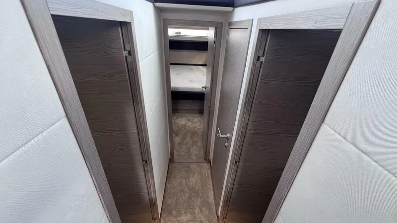 Slide: The Image of Greenline 48 Fly Hybrid 2024 - 4166038