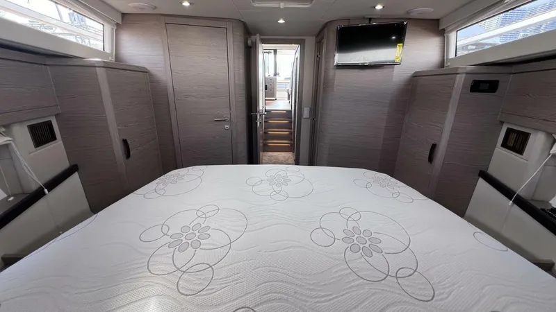 Slide: The Image of Greenline 48 Fly Hybrid 2024 - 4166040