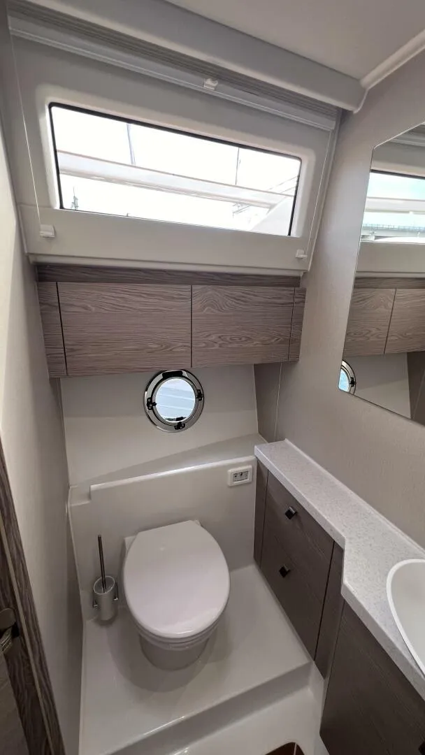 Slide: The Image of Greenline 48 Fly Hybrid 2024 - 4166042