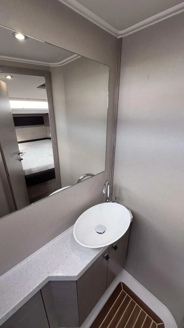 Slide: The Image of Greenline 48 Fly Hybrid 2024 - 4166043