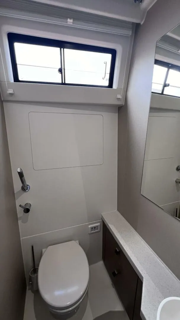 Slide: The Image of Greenline 48 Fly Hybrid 2024 - 4166048