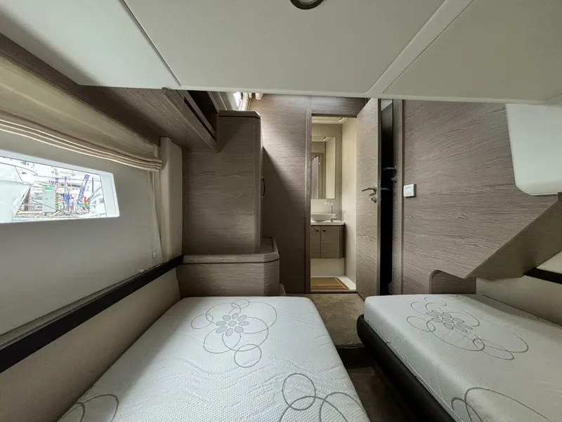 Slide: The Image of Greenline 48 Fly Hybrid 2024 - 4282441