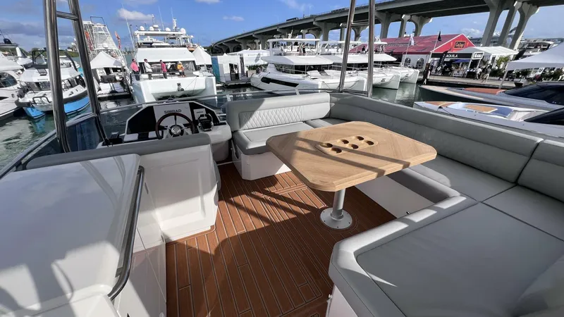 Slide: The Image of Greenline 48 Fly Hybrid 2024 - 4166063