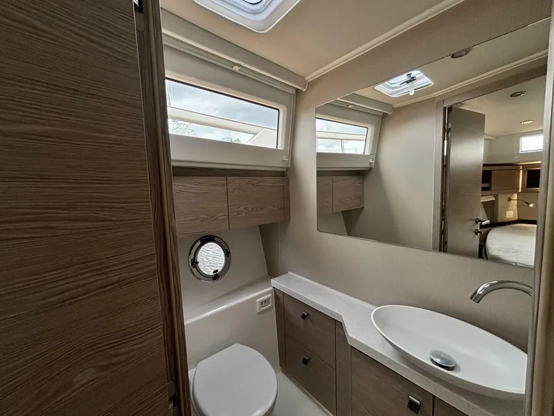 Slide: The Image of Greenline 48 Fly Hybrid 2024 - 4282450