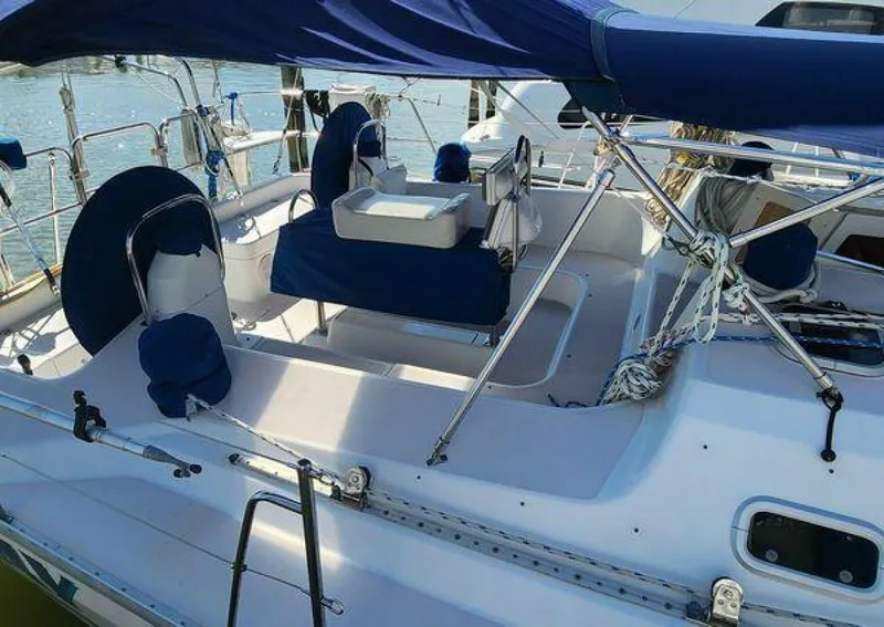 Slide: The Image of Catalina 400 1995 - 4099564