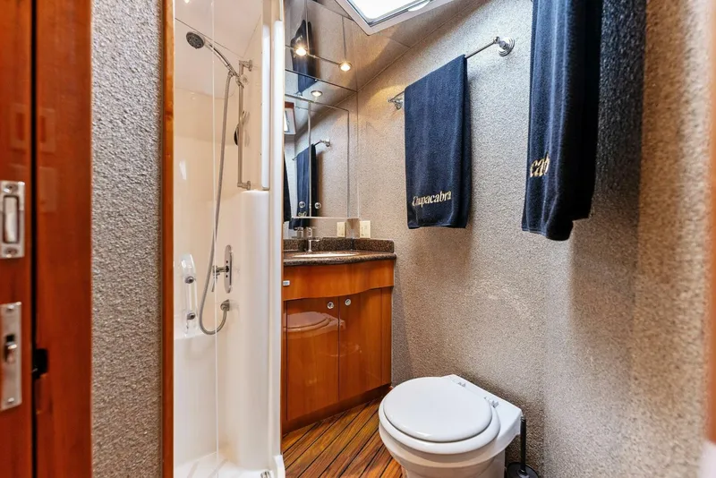 Slide: The Image of 2007 Hatteras 64C - CHUPACBRA - 4109878