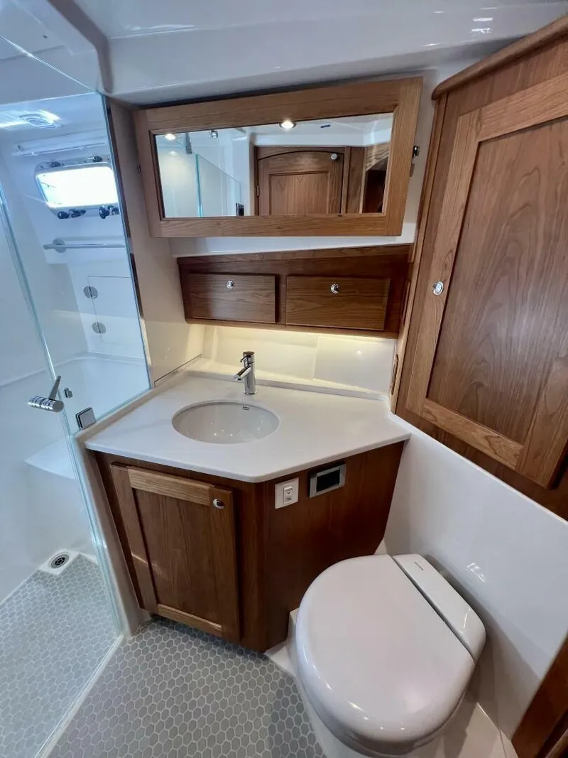 Slide: The Image of Sabre 43 Salon Express 2027 - 4914923