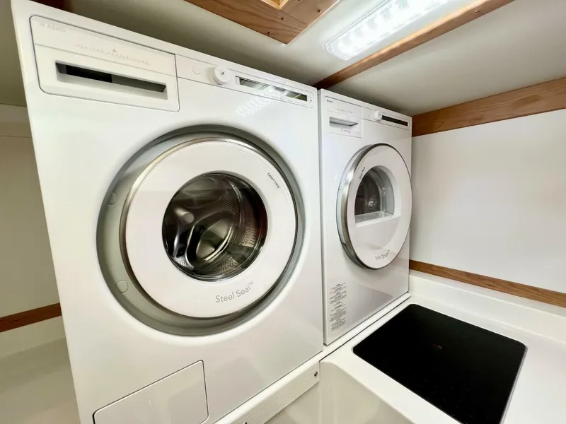 Slide: The Image of Sabre 43 Salon Express 2027 - 4914917