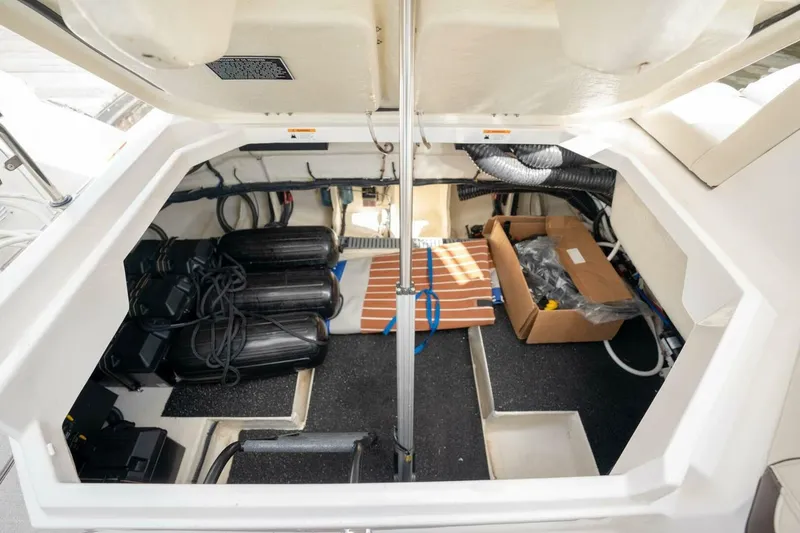 Slide: The Image of Regal LX36 2022 - 4183494