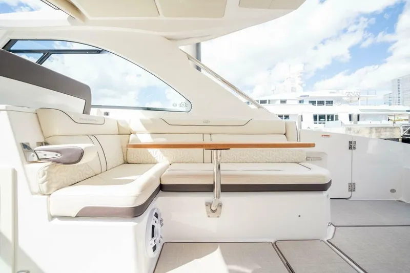 Slide: The Image of Regal LX36 2022 - 4183497