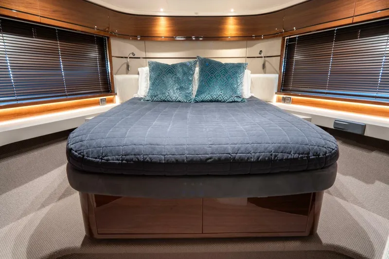 Slide: The Image of Cabin - 4109920