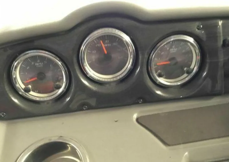 Slide: The Image of Yamaha 242 Limited 2011 - 4107458