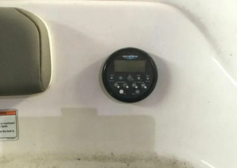 Slide: The Image of Yamaha 242 Limited 2011 - 4107469