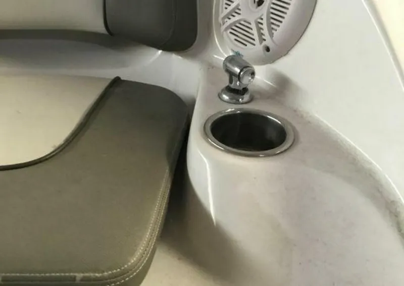 Slide: The Image of Yamaha 242 Limited 2011 - 4107472