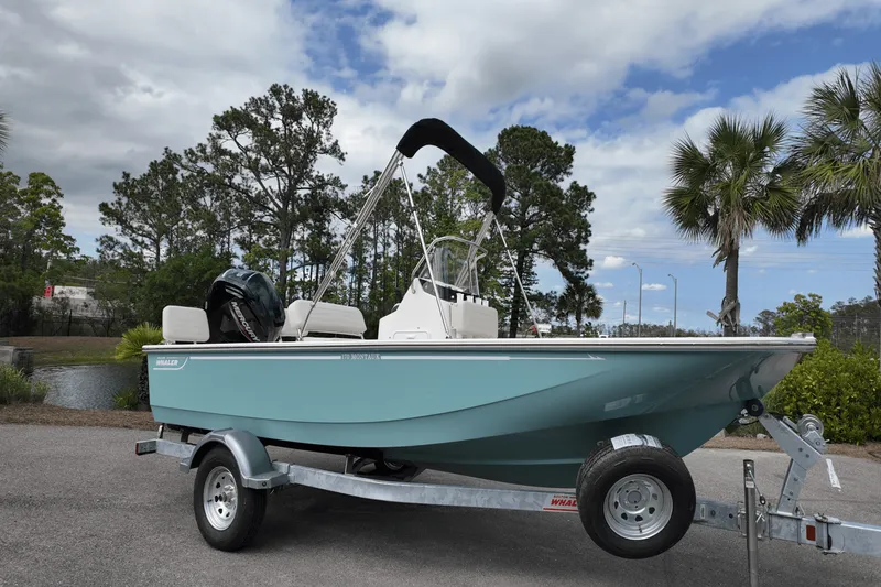 Slide: The Image of Boston Whaler 170 Montauk 2025 - 1
