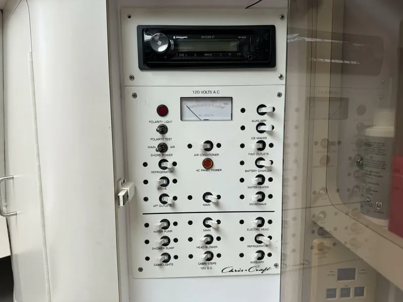 Slide: The Image of Chris-Craft 320 Express Cruiser 1998 - 4111657