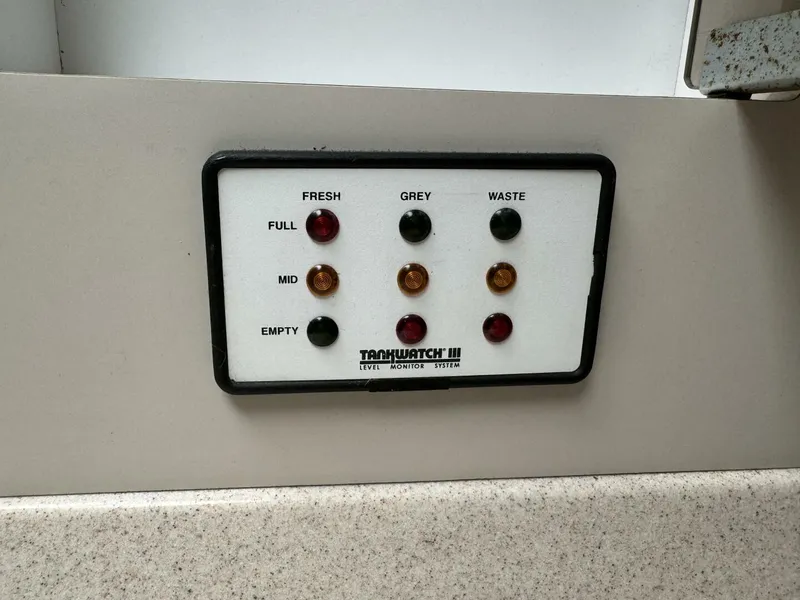 Slide: The Image of Chris-Craft 320 Express Cruiser 1998 - 4111658